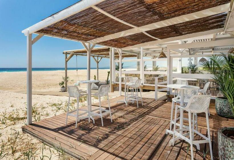 هتل Zahara Resorts & Villas