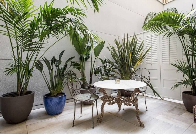 Midmost By Majestic Hotel Group