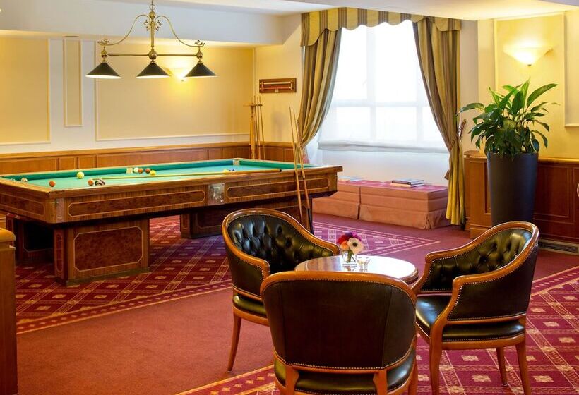 Starhotels Business Palace