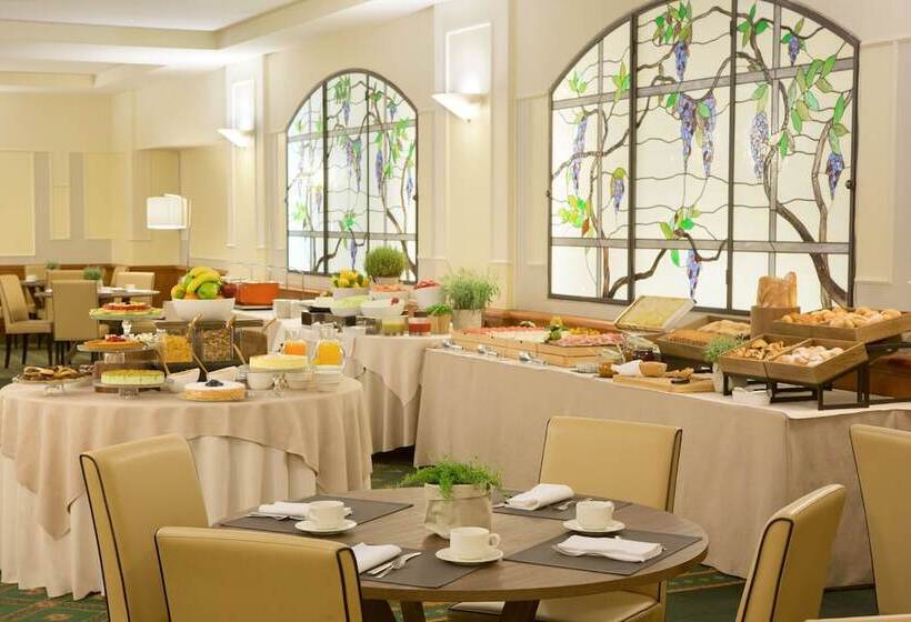 Starhotels Business Palace