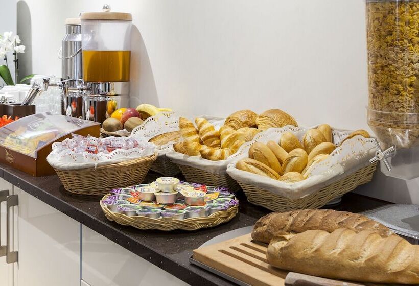 酒店 The Originals City, Hôtel Paris Sud, Orly Draveil