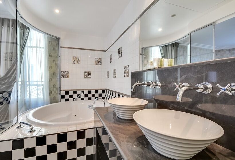 هتل Villa Lutece Port Royal