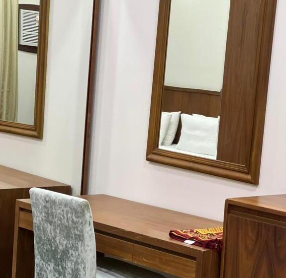 سويت ان العلا للشقق المفروشة الخاصة Sweet In Alula Apartments And Organizing Tours