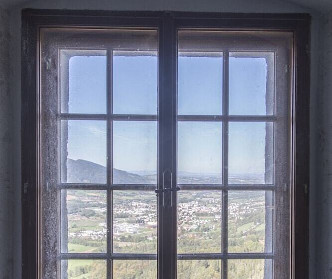 فندق Burg Altpernstein