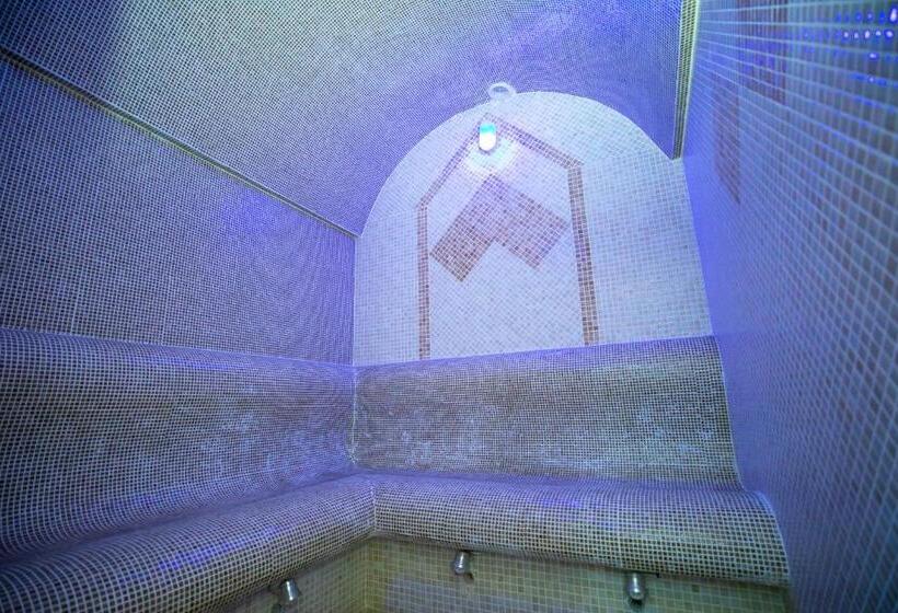 فندق Dendi Plaza