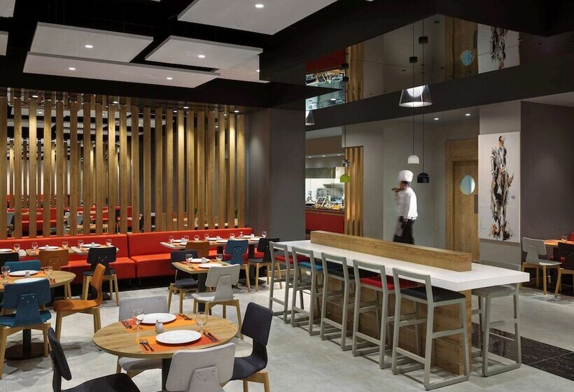 هتل Ibis Jeddah City Center