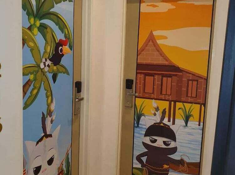 هتل Regatta Stay Kozi Square Kuching