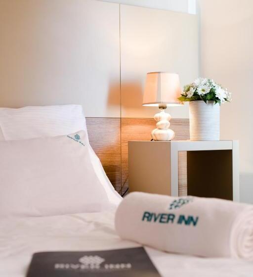 هتل River Inn