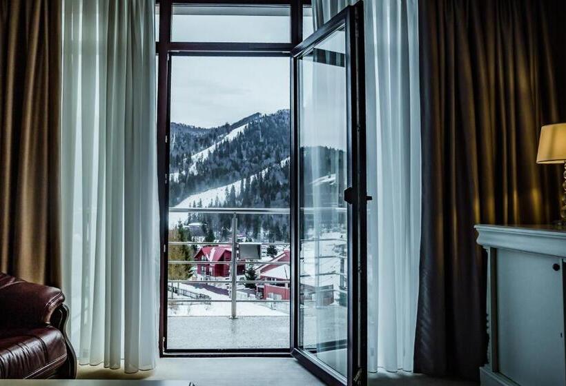 استراحتگاه Carpat Inn