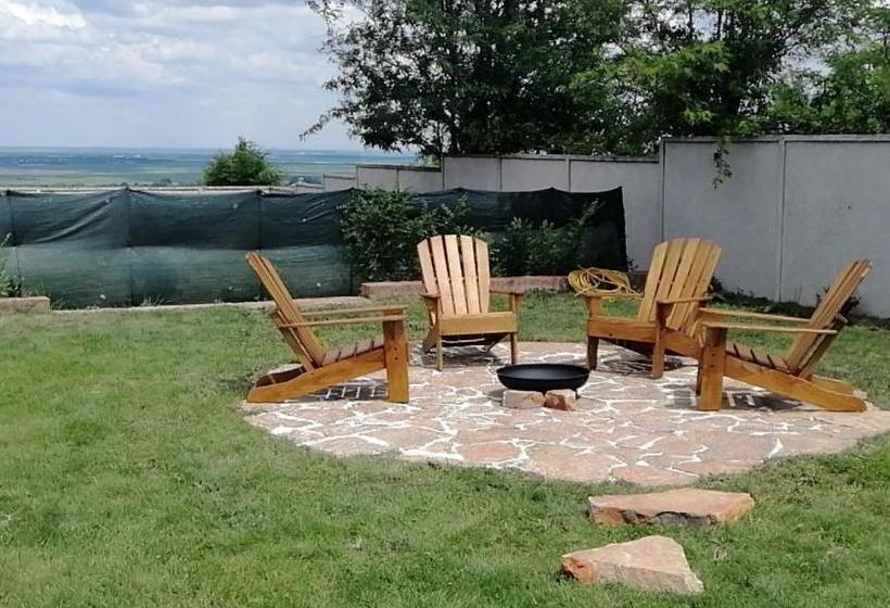 تختخواب و صبحانه Serendipity