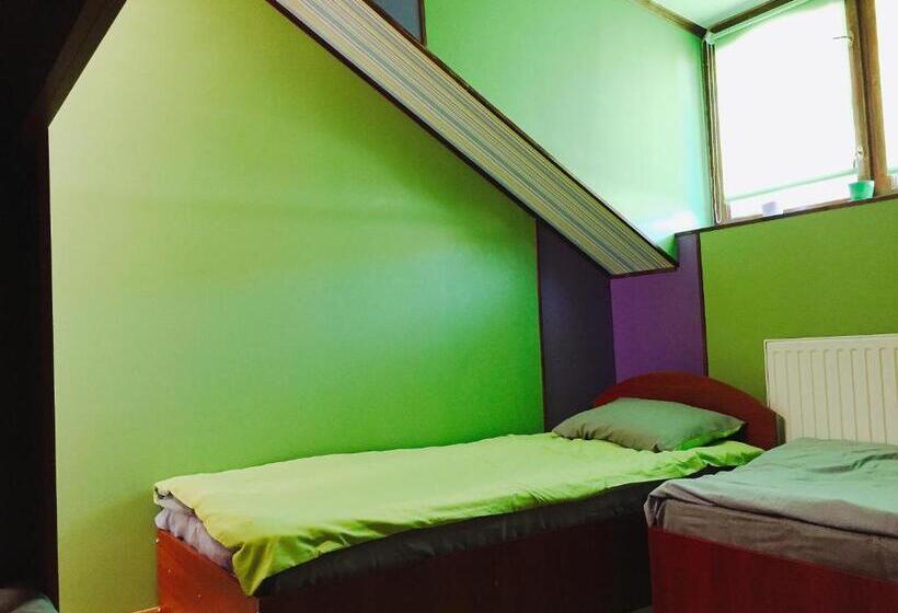 Hostel Vokzal