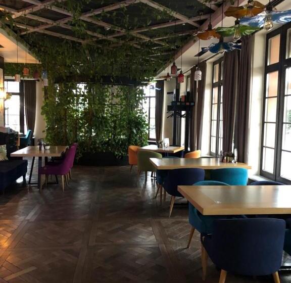 فندق Cruce De Gustos