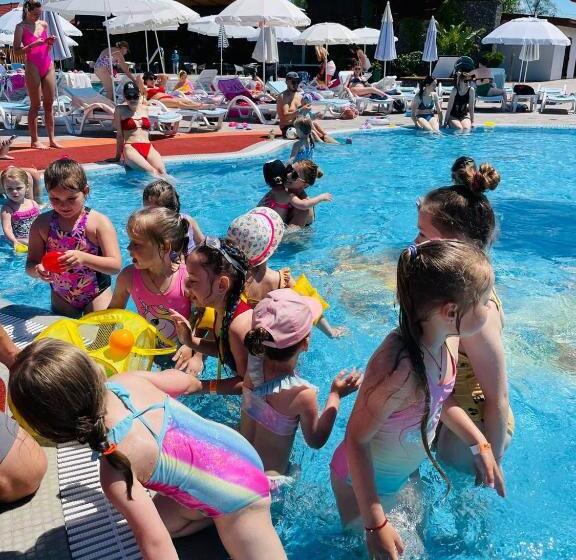 فندق Cruce De Gustos