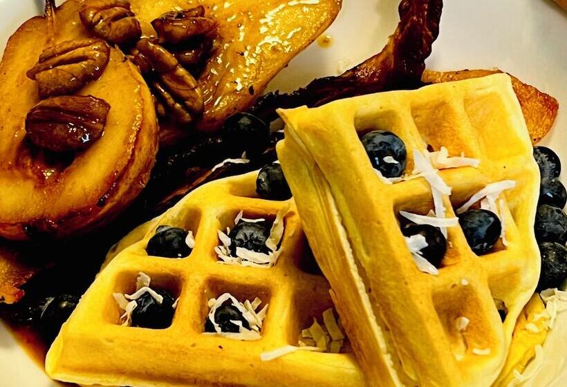 فندق Inn On Turner