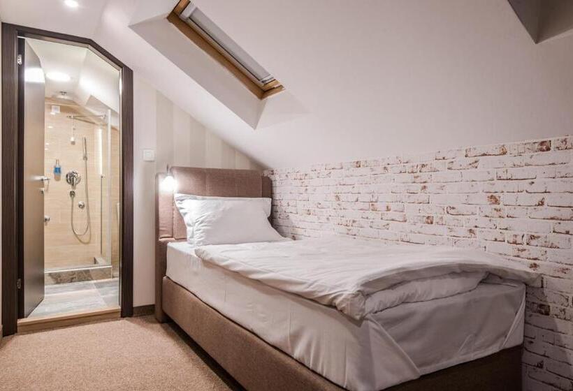 هاستل Centrum Sobe Rooms čačak