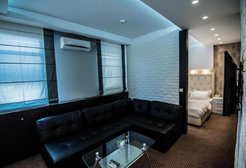 هاستل Centrum Sobe Rooms čačak