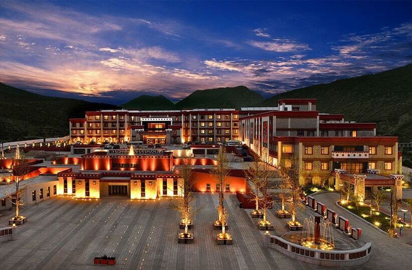 בית מלון כפרי Crowne Plaza Yading By Ihg