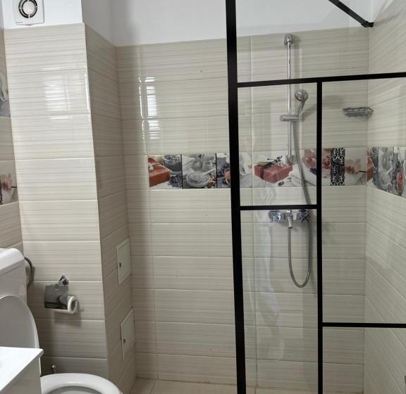 هتل Fast Airport Accomodation