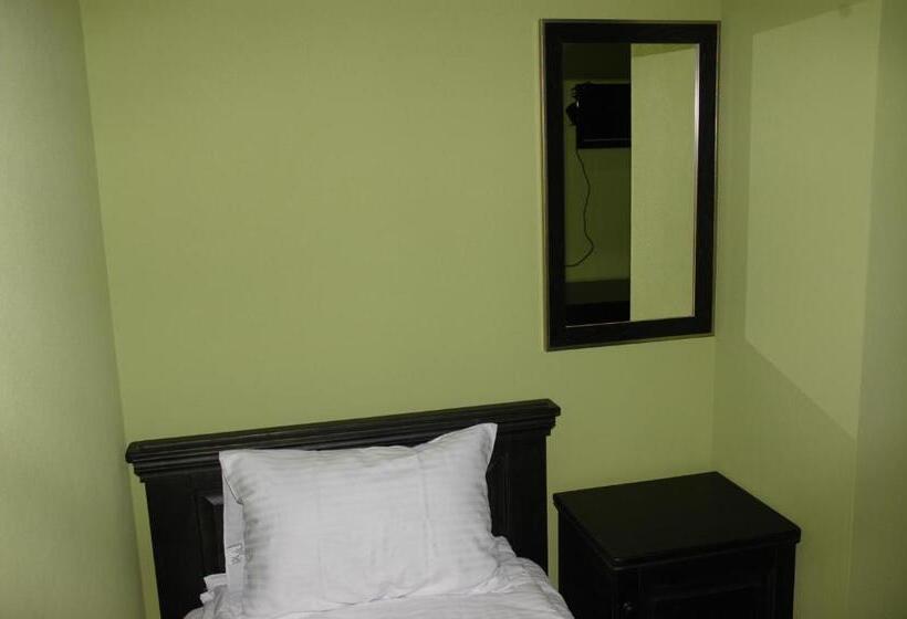 Motel гостинний двір