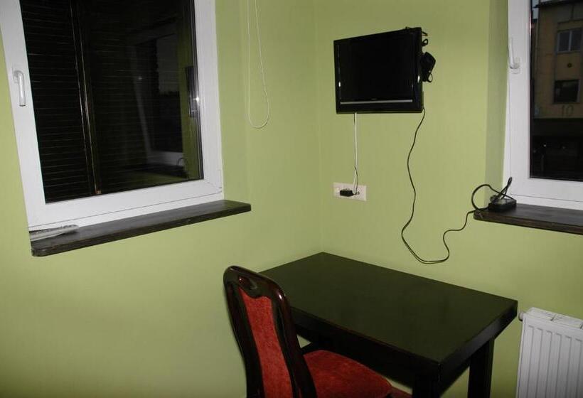 Motel гостинний двір