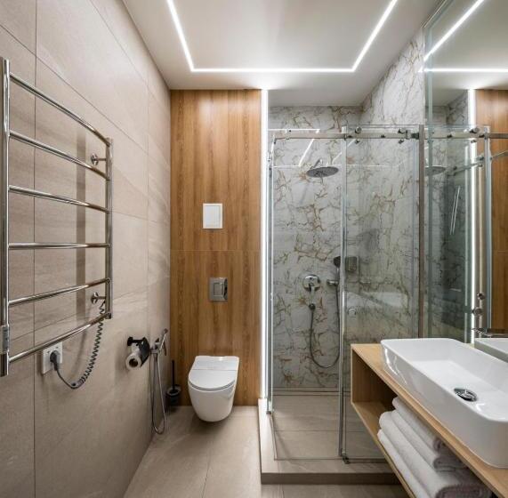 فندق على الطريق Otaman Resort