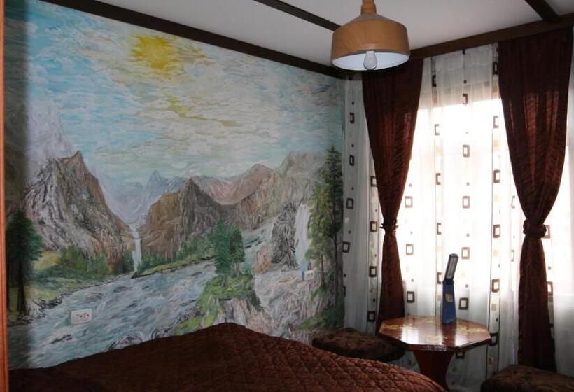 پانسیون Laila Guest House