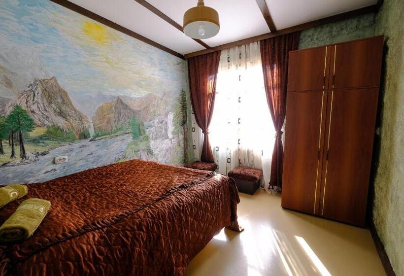 پانسیون Laila Guest House