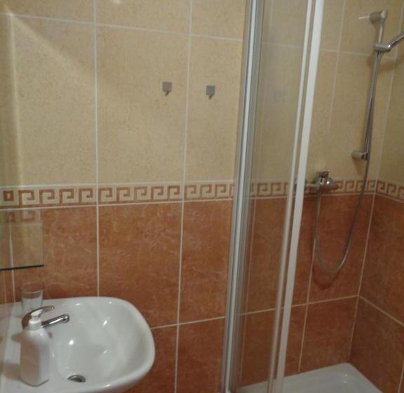 بنسيون Penzión Vila Dalí