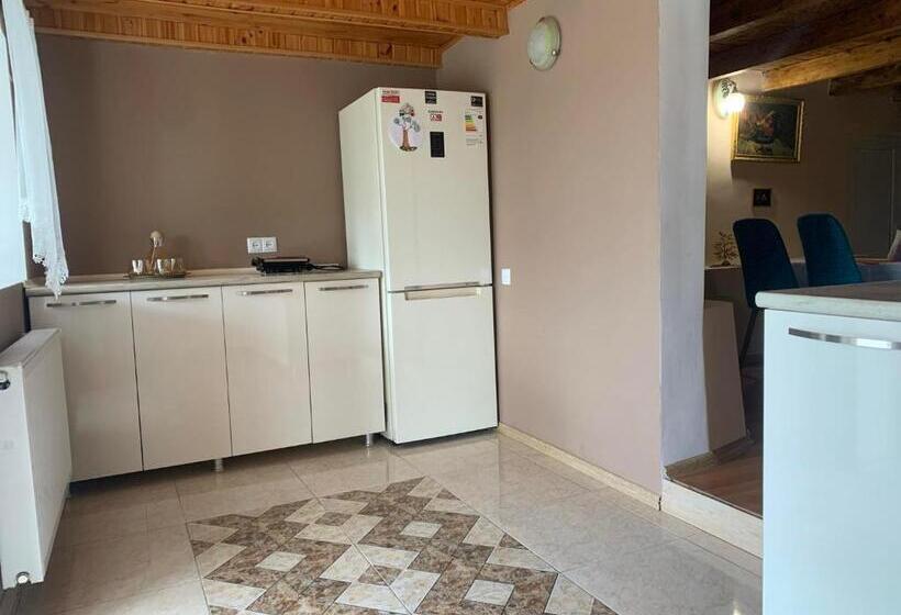 پانسیون Tsivi Tba