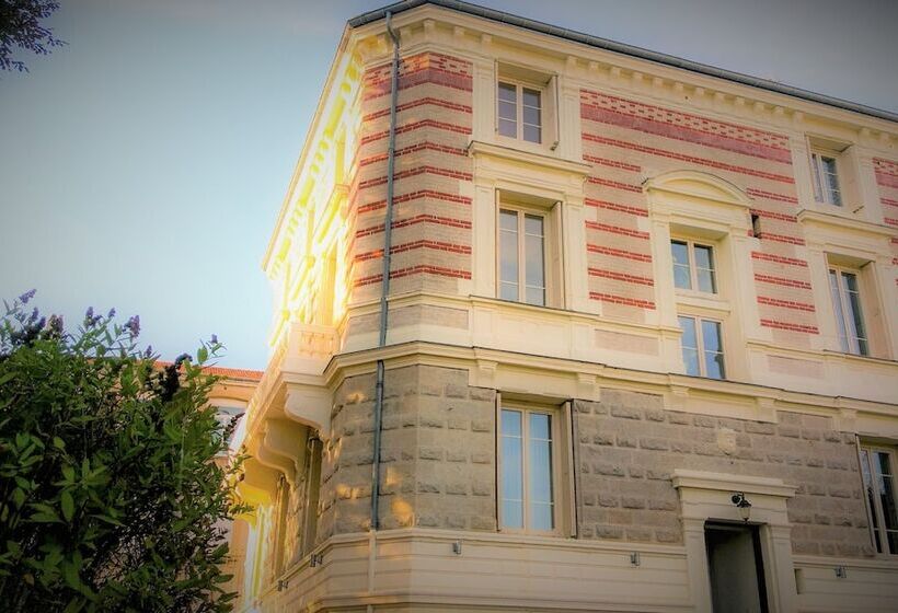 مبيت وإفطار Chez Martine Et Philippe En Velay