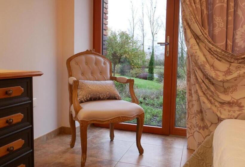 مبيت وإفطار Domaine De La Fontaine