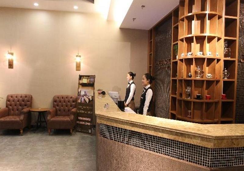 Отель James Joyce Coffetel Qufu Longdistance Bus Station