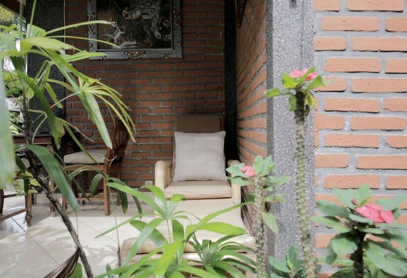 펜션 In Da Garden