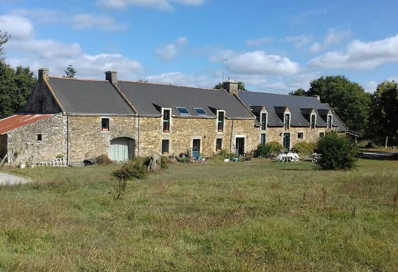 צימר Domaine De Lesty   Chambre D Hôtes