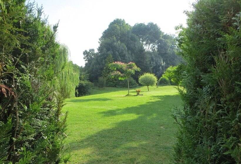 تختخواب و صبحانه La Ferme De L Isle Et Sa Roulotte