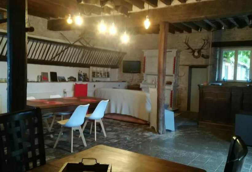 تختخواب و صبحانه La Ferme De L Isle Et Sa Roulotte