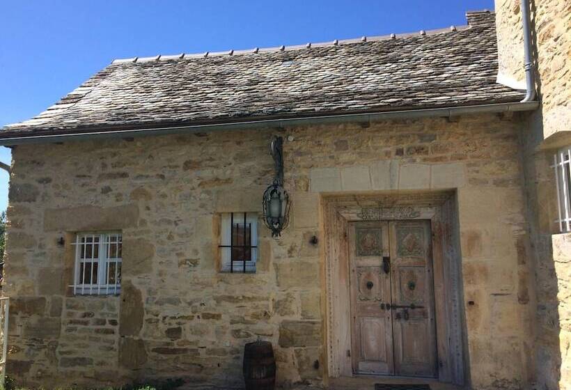 بنسيون La Source Gilhodes