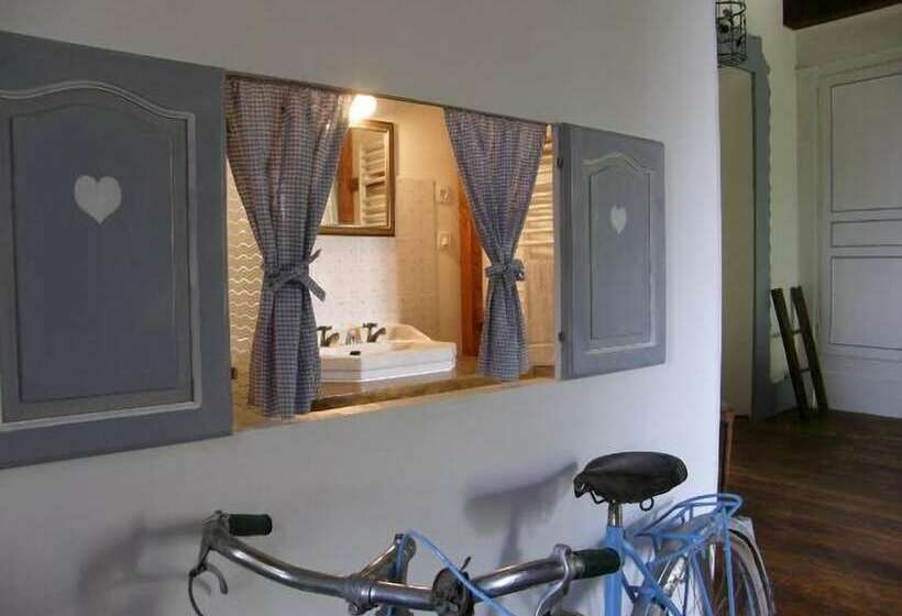 ペンション La Gentilhommière Restaurant Etincelles