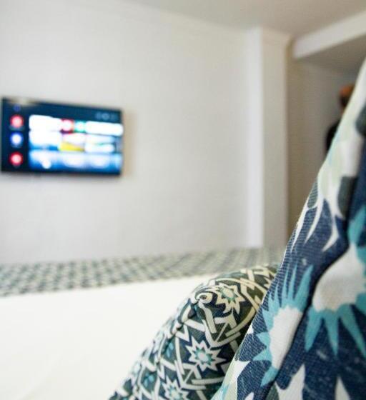 هتل Avenida Playa