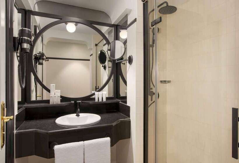 Отель Avenue Louise Brussels Trademark Collection By Wyndham