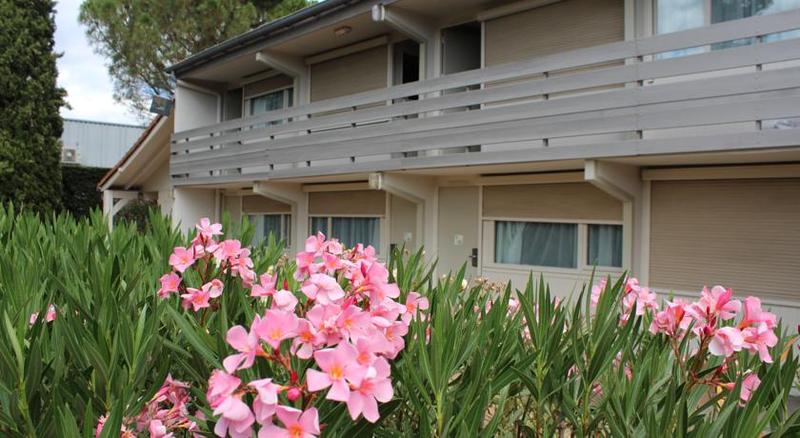 B&b Hotel Avignon Sud Parc Des Expositions