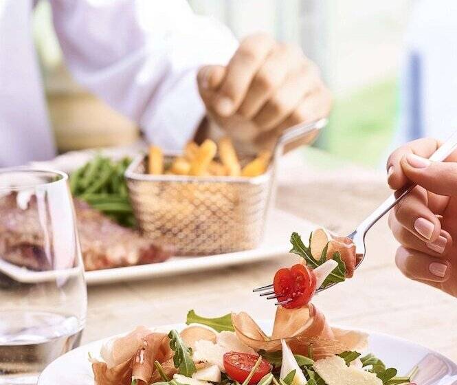 호텔 Campanile Clermont Ferrand ~ Riom