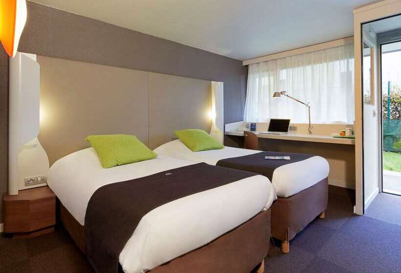 בית מלון כפרי Campanile Tours Sud  Chambraylestours