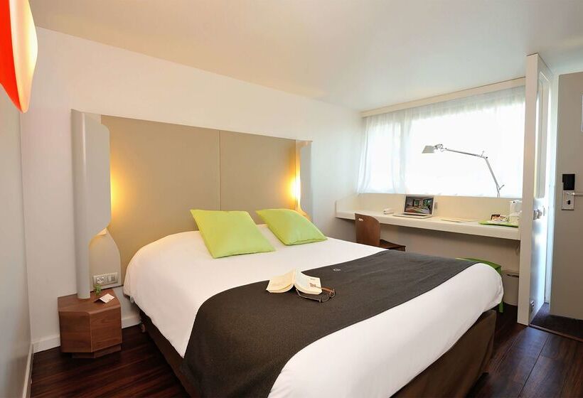 בית מלון כפרי Campanile Tours Sud  Chambraylestours