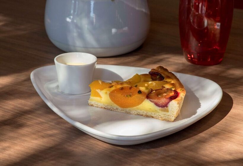 בית מלון כפרי Campanile Tours Sud  Chambraylestours