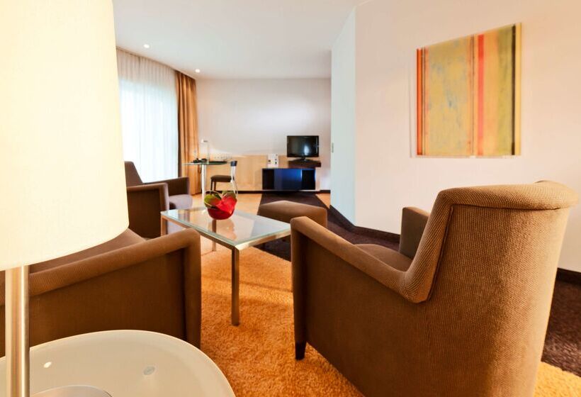 هتل Dorint An Der Messe Köln