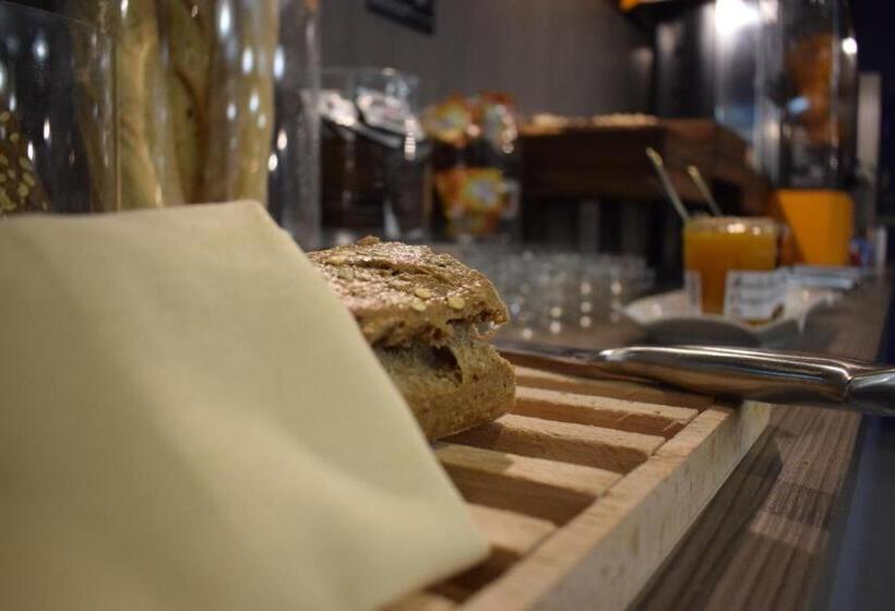 Hotel Ibis Styles Arles Palais Des Congrès