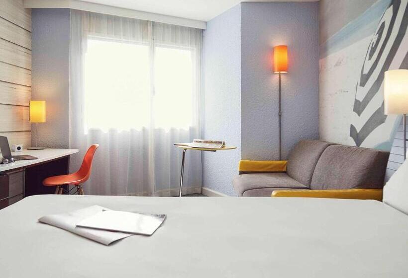 ホテル Ibis Styles Toulon La Seynesurmer