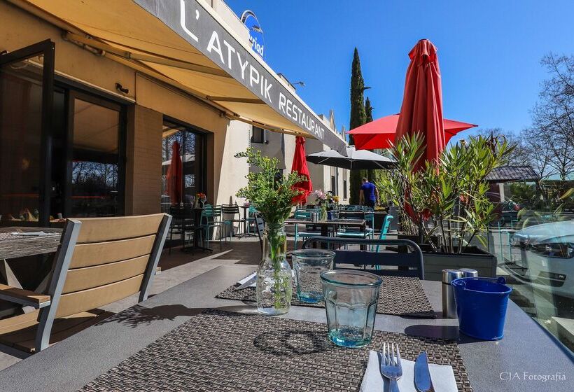 هتل Restaurant Kyriad Brive Centre