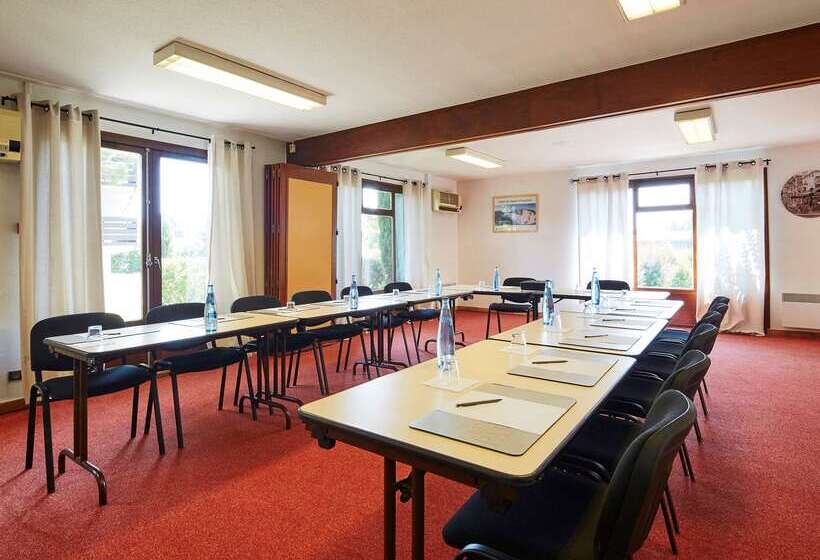 בית מלון כפרי Kyriad Digne Les Bains